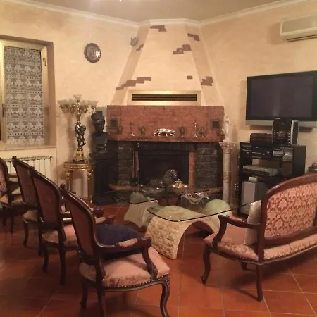 Pensión Claudia Aperta Tutto L Anno Anzio